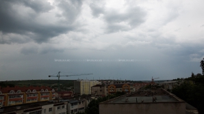 CODUL GALBEN de ploi se menţine în toată ţara. Maximele termice sunt în SCĂDERE