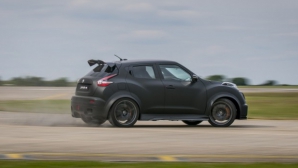 Nissan ne prezintă conceptul celei de-a doua generații a super-crossoverului Juke-R