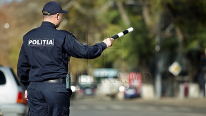 Şofer SCANDALAGIU, tras pe dreapta. S-a dat în spectacol în fața polițiștilor (VIDEO) 