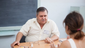 De la catedră, la primărie. Jurnalistul Serafim Isac candidează la funcția de primar al satului Ghidighici