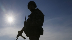 Război în Ucraina! Clădiri distruse, focuri de armă şi artilerie grea la Doneţk (VIDEO)