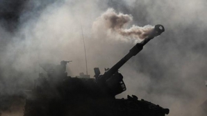 Cum se vede o luptă în Donbas din interiorul unui tun autopropulsat (VIDEO)