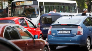 Vezi să nu păţeşti la fel! Ce i s-a întâmplat unui şofer care a parcat neregulamentar