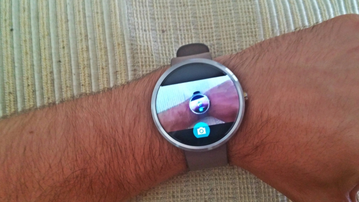 Moto 360 devine un adversar și mai bun pentru Apple Watch cu noua actualizare (FOTO)