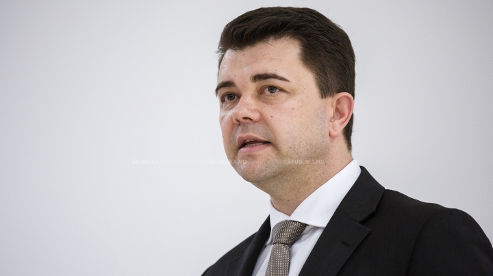 Vicepremierul în exerciţiu pentru Reintegrare, Victor Osipov, vine la Fabrika. Adresează-i o întrebare