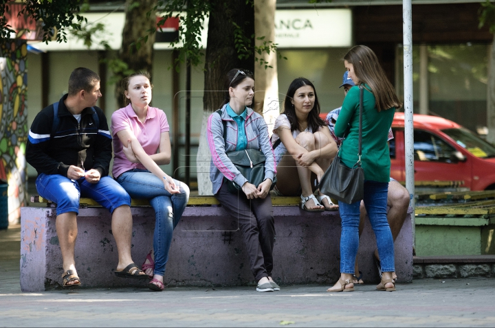 EMOȚII MARI pentru absolvenții de liceu! Cum au reacționat când și-au văzut rezultatele la BAC (FOTO/VIDEO)