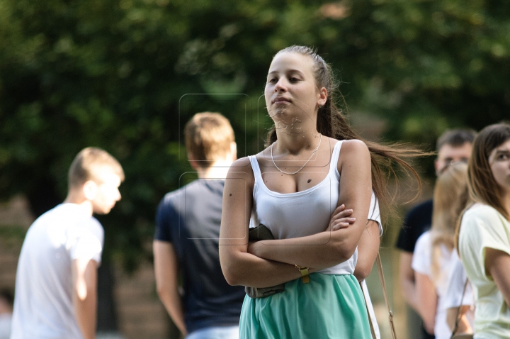 EMOȚII MARI pentru absolvenții de liceu! Cum au reacționat când și-au văzut rezultatele la BAC (FOTO/VIDEO)