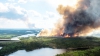Prăpăd în vestul Canadei. Incendiile de vegetaţie au alungat peste 8.000 de oameni (VIDEO)