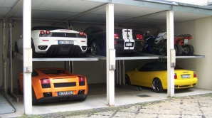 Chinezii au găsit soluția pentru proprietarii de automobile care nu au garaje (VIDEO)