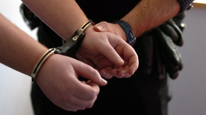 Unul dintre figuranţii în dosarul BEM, reţinut în timp ce ÎNCERCA SĂ PĂRĂSEASCĂ ȚARA