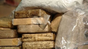 CAPTURĂ-RECORD DE DROGURI la graniţa României. S-au confiscat peste 330 de kilograme de heroină