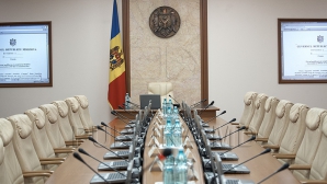 Partajarea funcțiilor, aproape de final. Când vom afla CINE va fi candidatul la fotoliul premierului