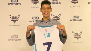 Transfer de senzaţie în Liga Nord-Americană de Baschet. Jeremy Lin a trecut la Charlotte Hornets