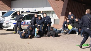 Poliția a arestat patru suspecți în cazul atentatelor teroriste dejucate în Franța