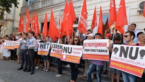 Mai multe mişcări de stânga s-au pus pe proteste. Analiştii întrevăd implicarea lui Mark Tkaciuk