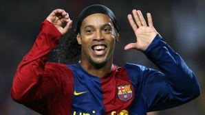 Ronaldinho, ovaționat minute în șir la prezentarea oficială la Fluminense