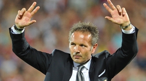 Sinisa Mihajlovic a fost prezentat oficial ca noul antrenor al echipei AC Milan