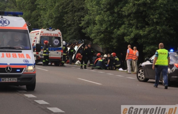 ACCIDENT RUTIER cu morţi! Şoferul unui autobuz a ieşit pe contrasens (FOTO/VIDEO)