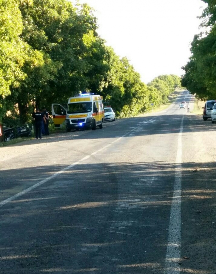 ACCIDENT GRAV la Drochia: Un şofer a murit pe loc, iar două femei au fost rănite (IMAGINI GROAZNICE)