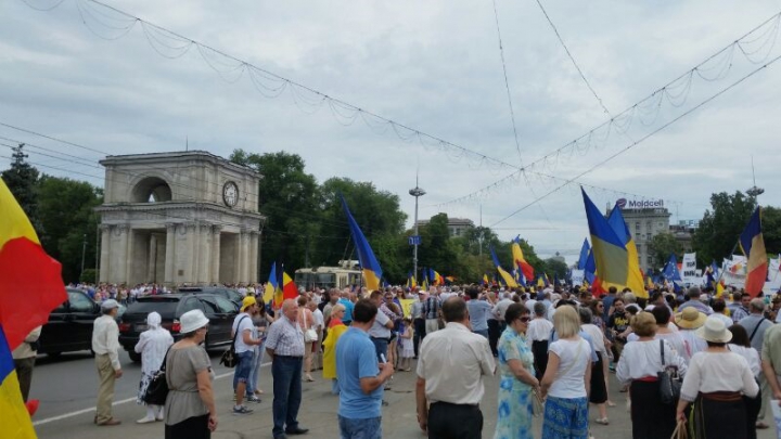 EVENIMENT MAJOR în Piaţa Marii Adunări Naţionale. A început la ora 14:00 (FOTOREPORT/VIDEO)