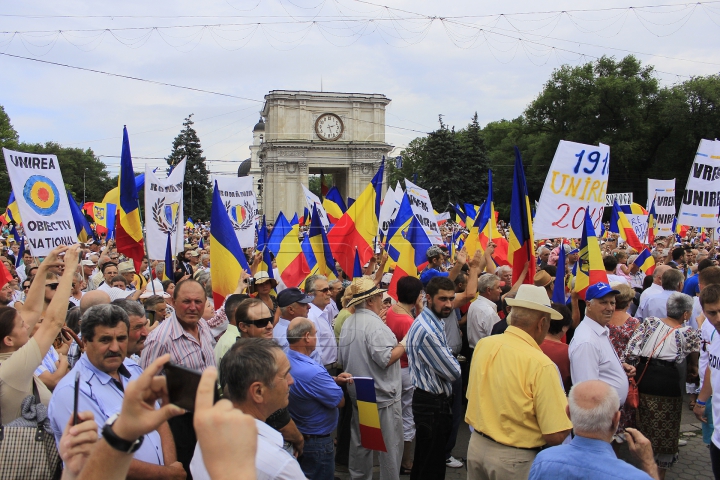 EVENIMENT MAJOR în Piaţa Marii Adunări Naţionale. A început la ora 14:00 (FOTOREPORT/VIDEO)