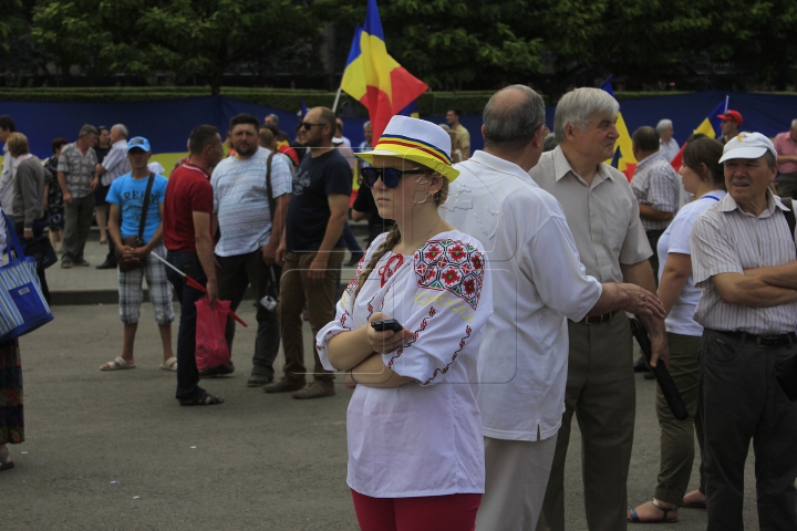 EVENIMENT MAJOR în Piaţa Marii Adunări Naţionale. A început la ora 14:00 (FOTOREPORT/VIDEO)