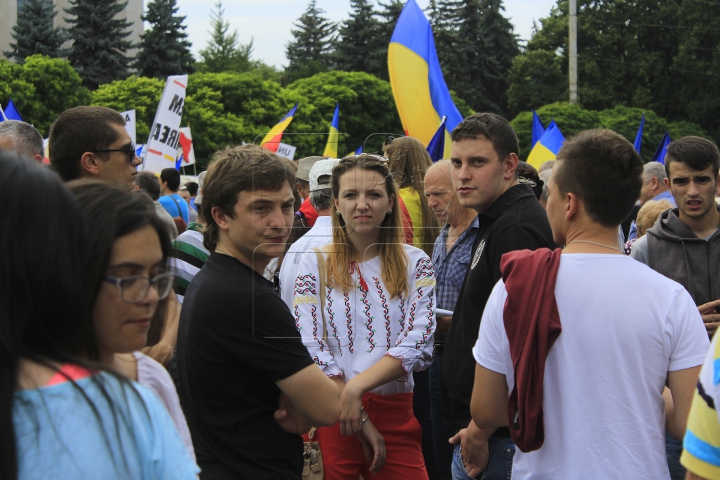 EVENIMENT MAJOR în Piaţa Marii Adunări Naţionale. A început la ora 14:00 (FOTOREPORT/VIDEO)