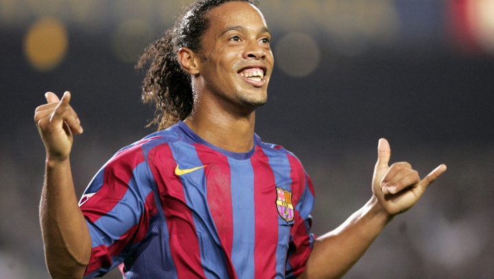 Brazilianul Ronaldinho vrea să se reapuce de fotbal la 40 de ani