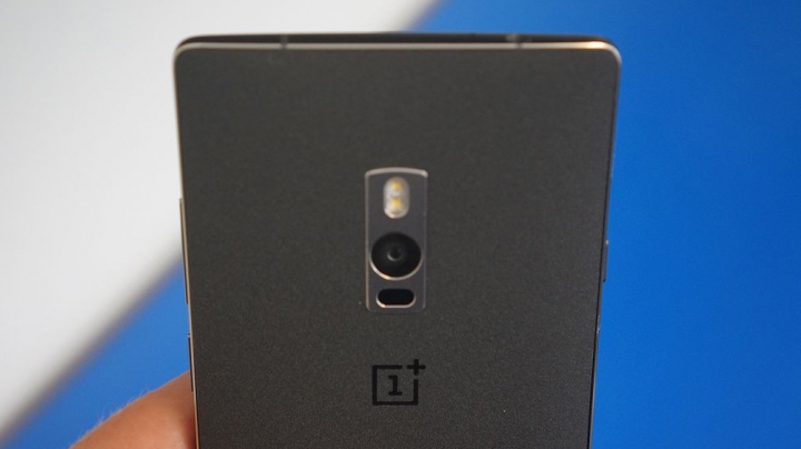 OnePlus 2 a fost anunțat oficial! Dotări şi preţuri demne de un "flagship" din 2015 (FOTO)