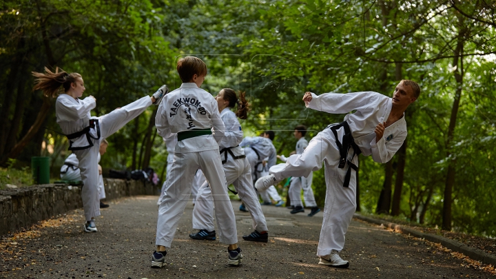 Campionatul European de taekwond-do, în Moldova! FOTOREPORT din timpul pregătirilor