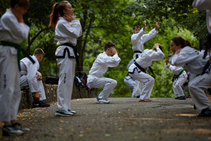 Campionatul European de taekwond-do, în Moldova! FOTOREPORT din timpul pregătirilor