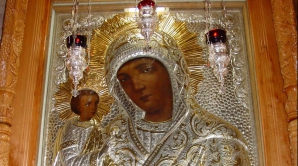 Cadou de preţ! Locuitorii satului Dereneu au primit în dar o icoană făcătoare de minuni