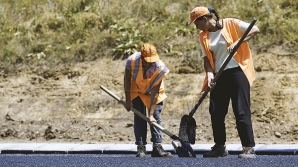 "Schimbă motorina pe vin". Un cetăţean vigilent din Căuşeni, alarmat de manierele drumarilor  