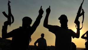 Doi cetăţeni străini, reţinuţi de SIS şi MAI la Ialoveni. Bărbaţii au legături cu teroriştii (FOTO)