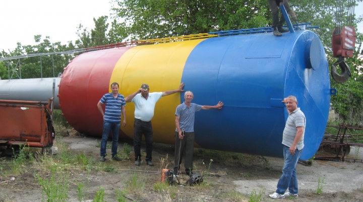 Moldovenii îşi iubesc tricolorul. Imagini frumoase pe care trebuie să le vedeţi şi voi (FOTO)