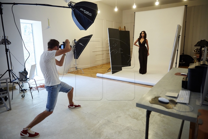 BACKSTAGE şedinţă foto MISS BRAZILIA 2015. Cele mai tari momente cu frumoasele ajunse la Chişinău