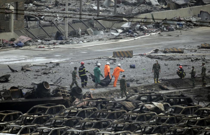 Noi explozii în oraşul-port Tianjin. Autorităţile evacuează toţi localnicii (FOTOREPORT/VIDEO)