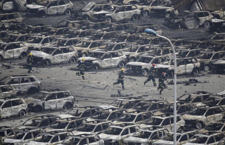 Noi explozii în oraşul-port Tianjin. Autorităţile evacuează toţi localnicii (FOTOREPORT/VIDEO)