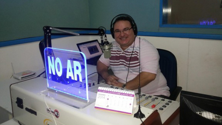 SCENE DE GROAZĂ la un radio din Brazilia! Prezentatorul a fost împuşcat în direct