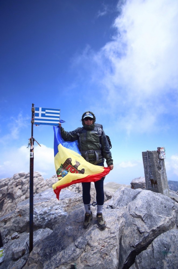 Tricolorul ţării, mândria moldovenilor. Imagini încântătoare cu Drapelul de Stat