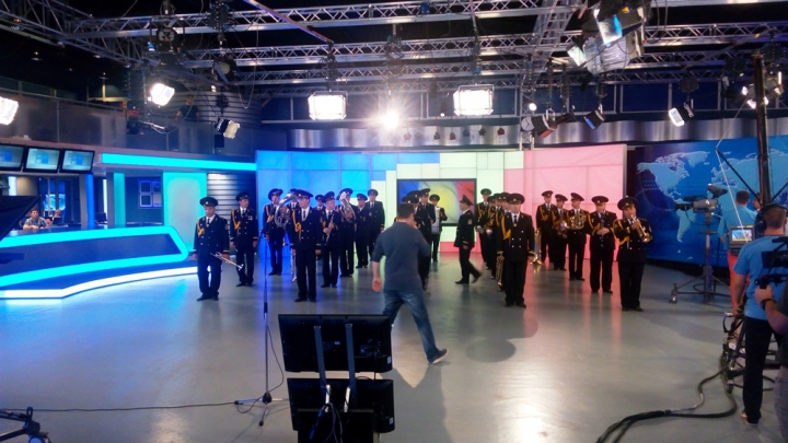 Imnul Republicii Moldova, interpretat de Orchestra-Model a MAI în platoul Publika TV (VIDEO)