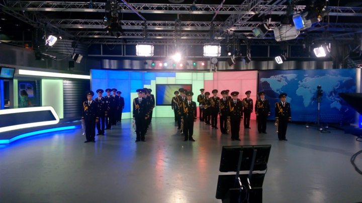 Imnul Republicii Moldova, interpretat de Orchestra-Model a MAI în platoul Publika TV (VIDEO)