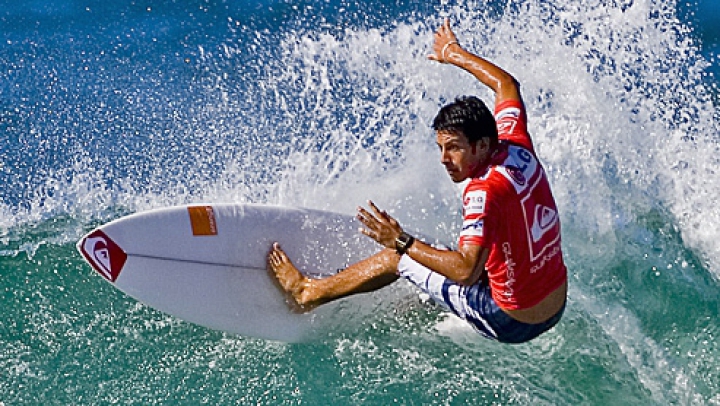 Jeremy Flores a câştigat etapa a şaptea a Campionatului Mondial de surfing 