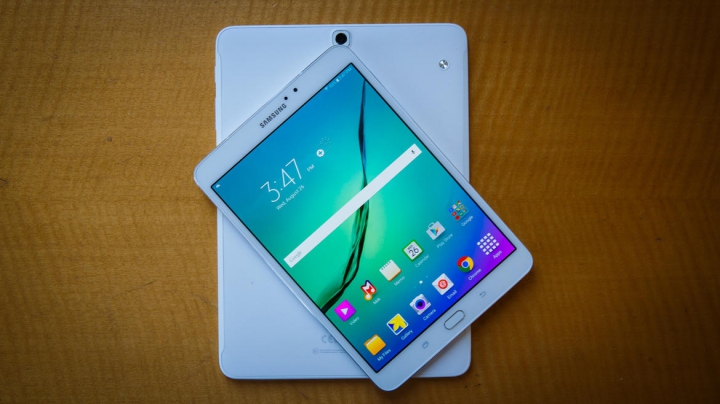 Samsung a prezentat COPIILE tabletelor iPad Air şi iPad Mini (FOTO)