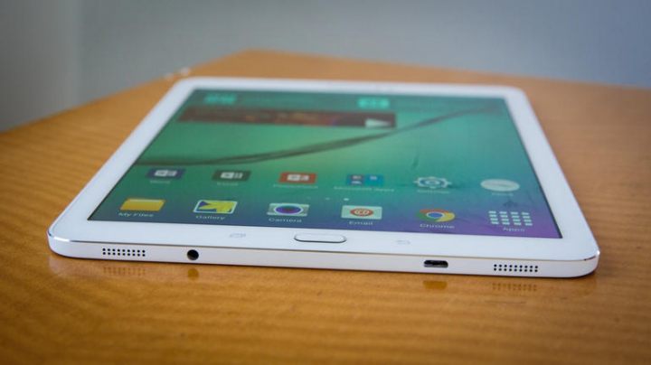 Samsung a prezentat COPIILE tabletelor iPad Air şi iPad Mini (FOTO)