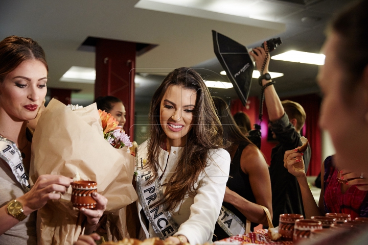 "Miss Brazilia 2015" și alte cinci participante au ajuns în Moldova. Cum au fost întâmpinate (FOTO)