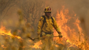 Siberia, pârjolită de flăcări! Sute de pompieri luptă cu incendiile de lângă lacul Baikal