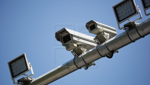 Dezmăţ pe străzile Capitalei. Cum se răzbună unii şoferi, indignaţi că sunt monitorizaţi în trafic (VIDEO)