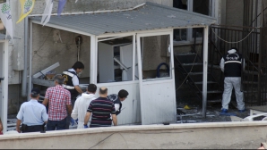 Sediul unui partid din Turcia şi o redacţie, devastate de susţinătorii puterii de la Ankara