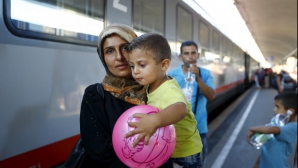 Tabără pentru refugiaţi în Franţa. Cum vrea Comisia Europeană să soluţioneze problema emigranţilor